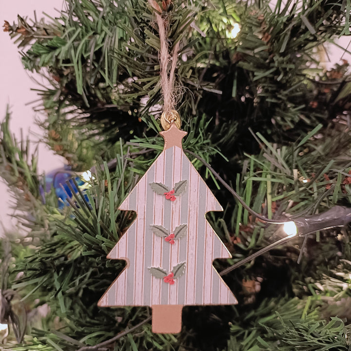 Wood Christmas Tree with Holly