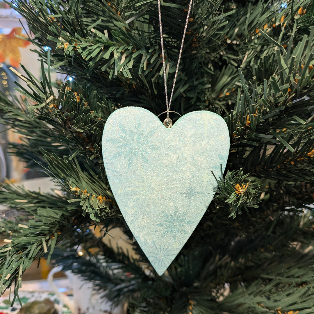 Arctic Animal Heart Decoration