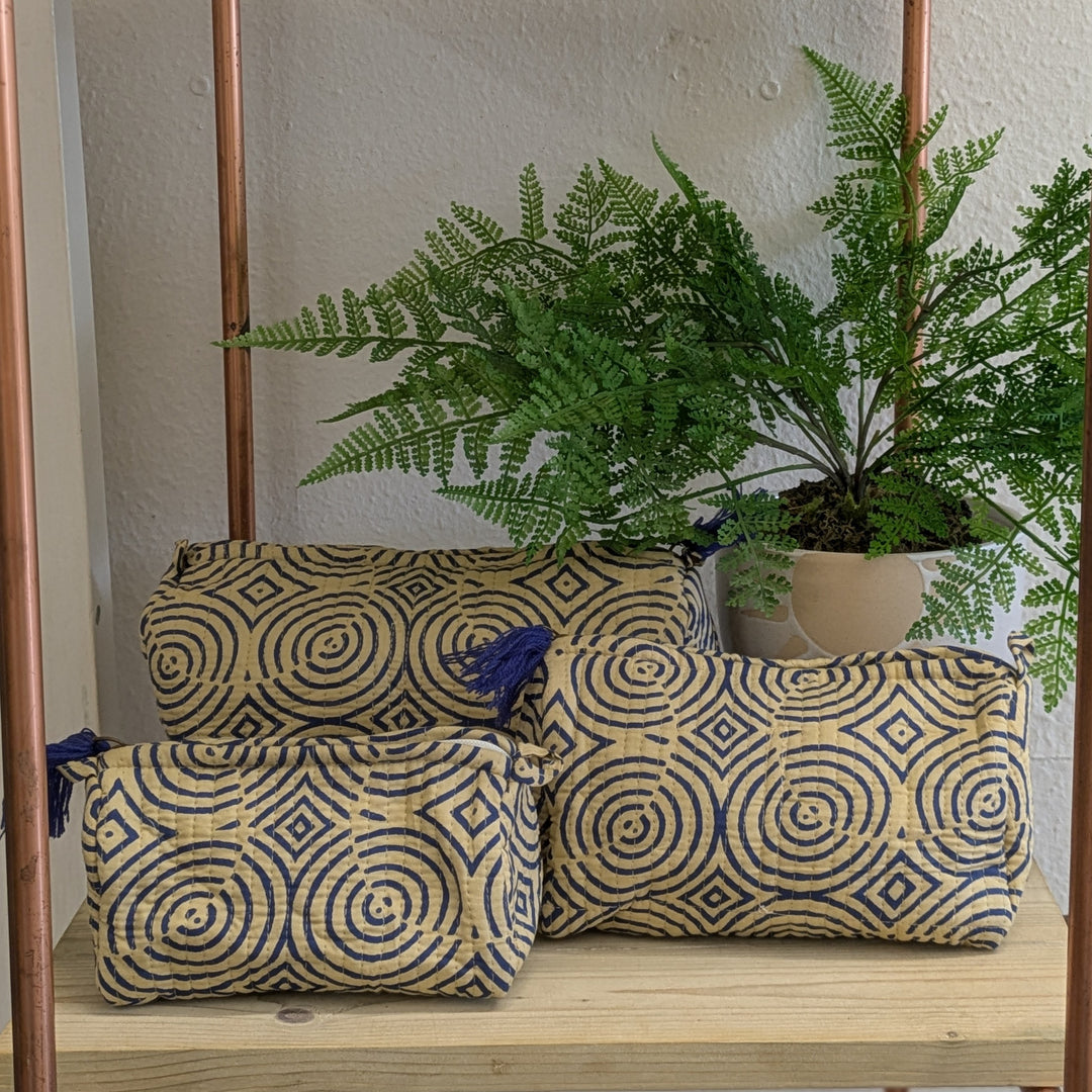Sand Circle Make-Up Bag