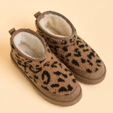 Winters Embrace Slippers