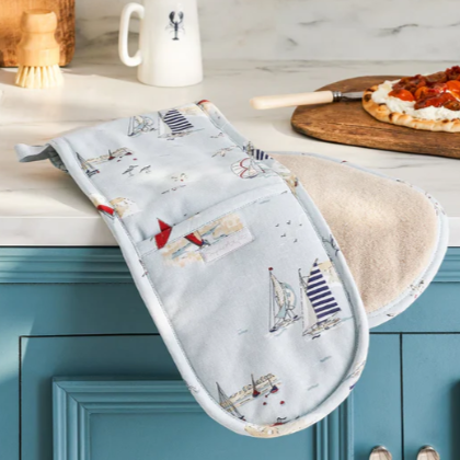 Oven Gloves - Coastal Boats