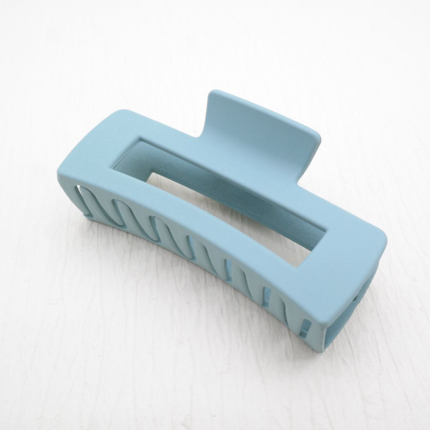 Matte Sky Claw Clip