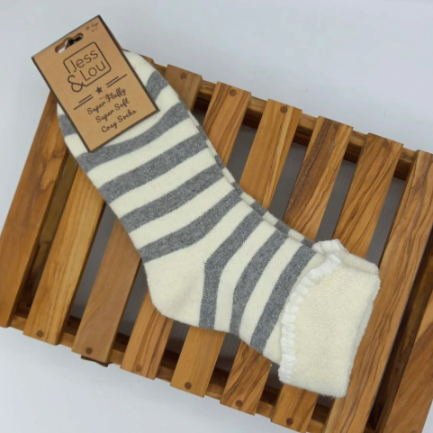 Cuff Socks with Wide Stripes