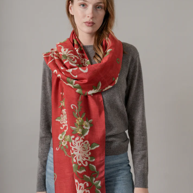 Chrysanthemum Scarf