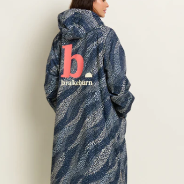 Flowing Dots Chinook Changing Robe