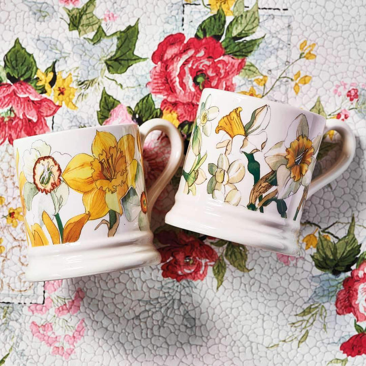Daffodils and Narcissus Set of Two 1/2 Pint Mugs (Boxed)