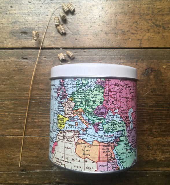World Traveller String Tin
