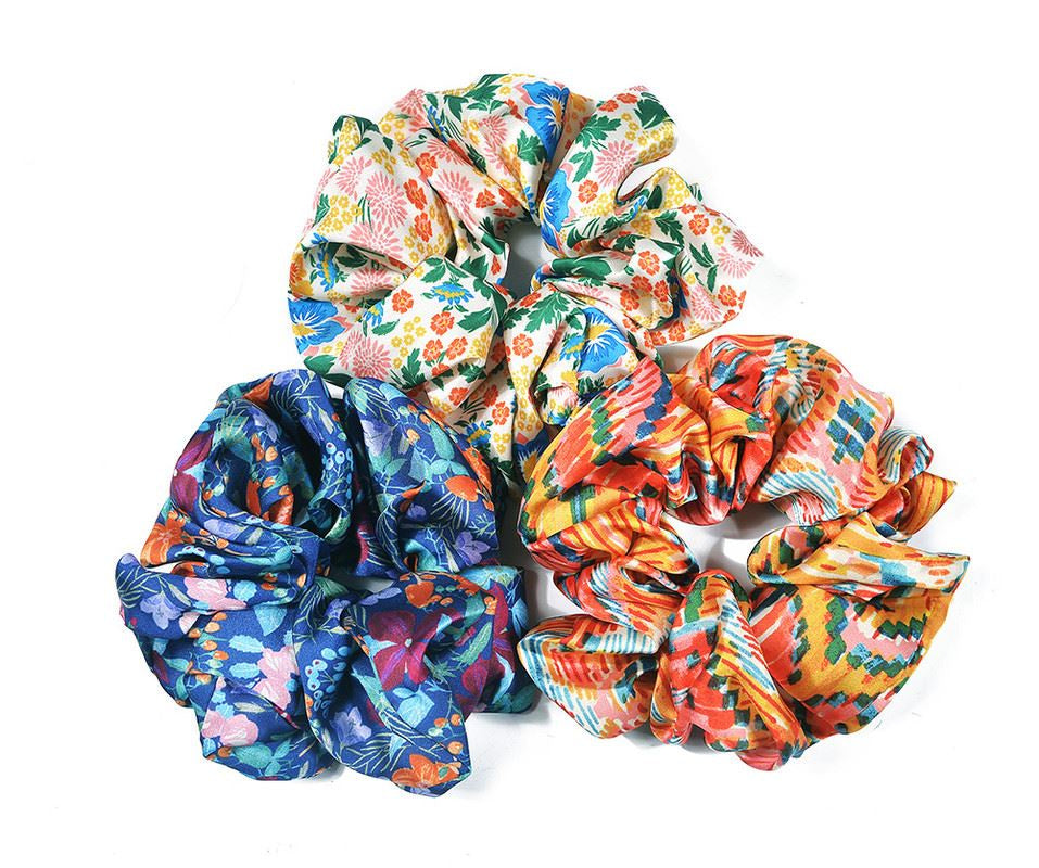 Oversized Scrunchies