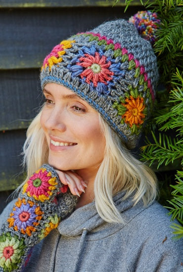 Woodstock Bobble Beanie