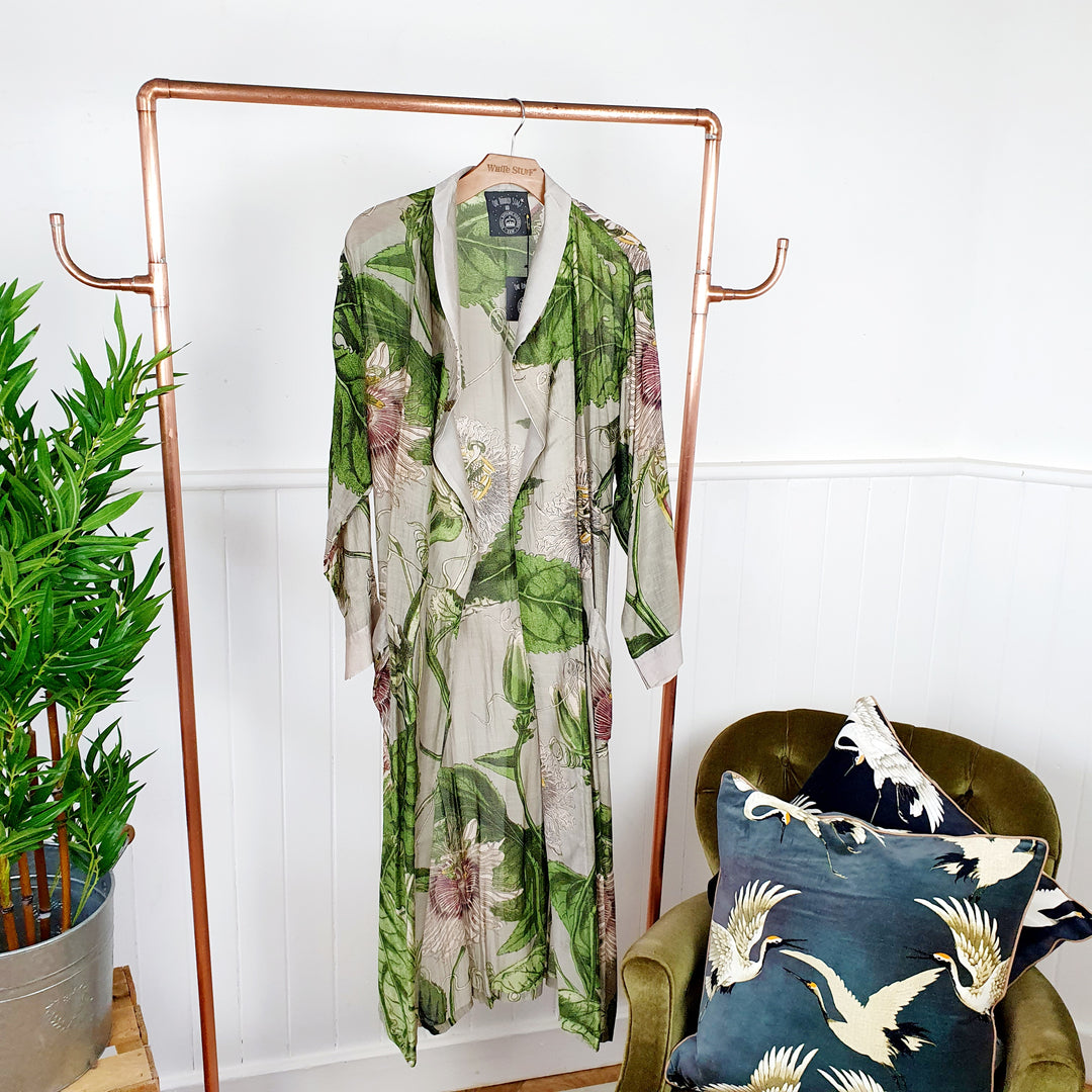 One Hundred Stars Passion Flower Gown
