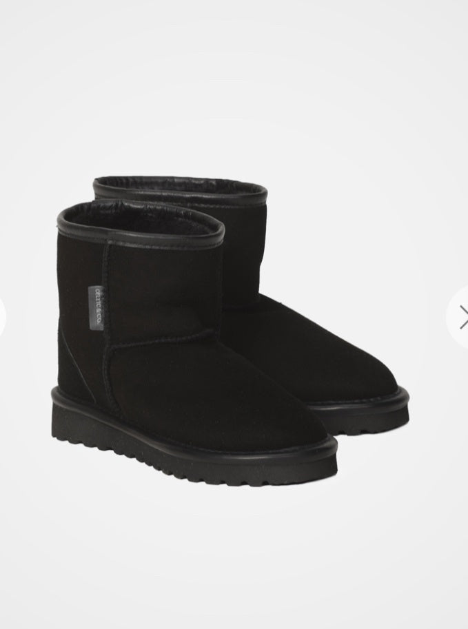 Celtic Classic Shorties Boot