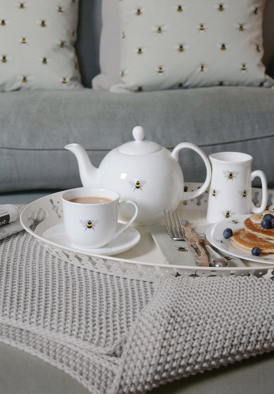 Bone China Teapot - Bee