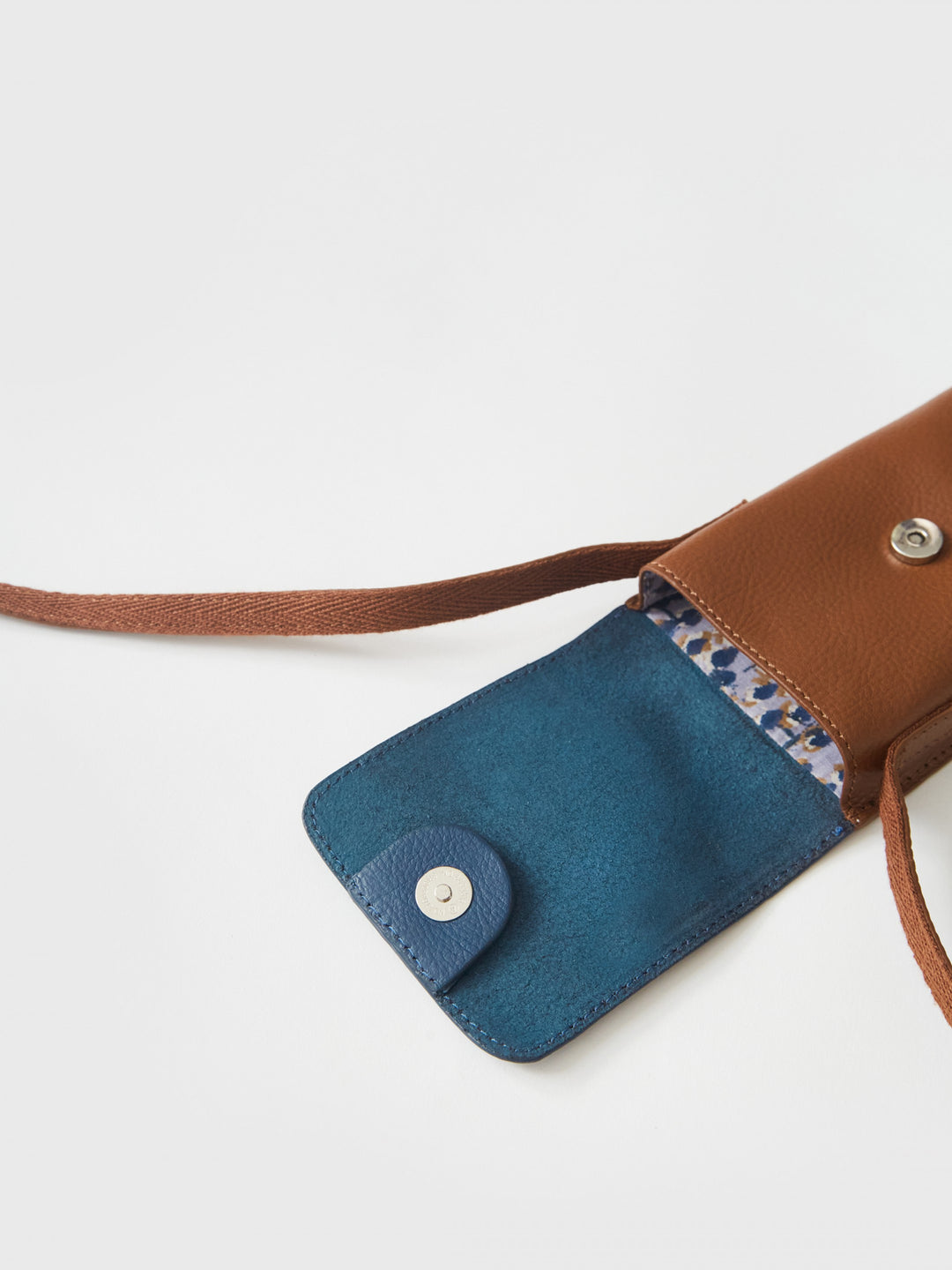 Carrie Leather Phone Bag