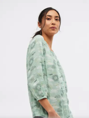 Dawn Shirt in pale green