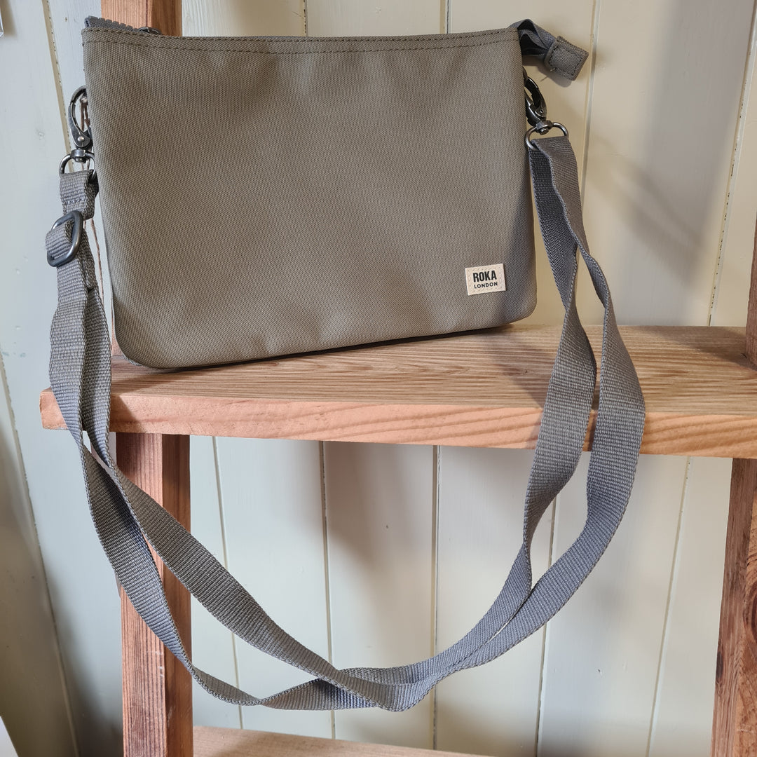 Carnaby XL Crossbody