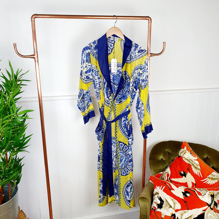 China Plates Gown