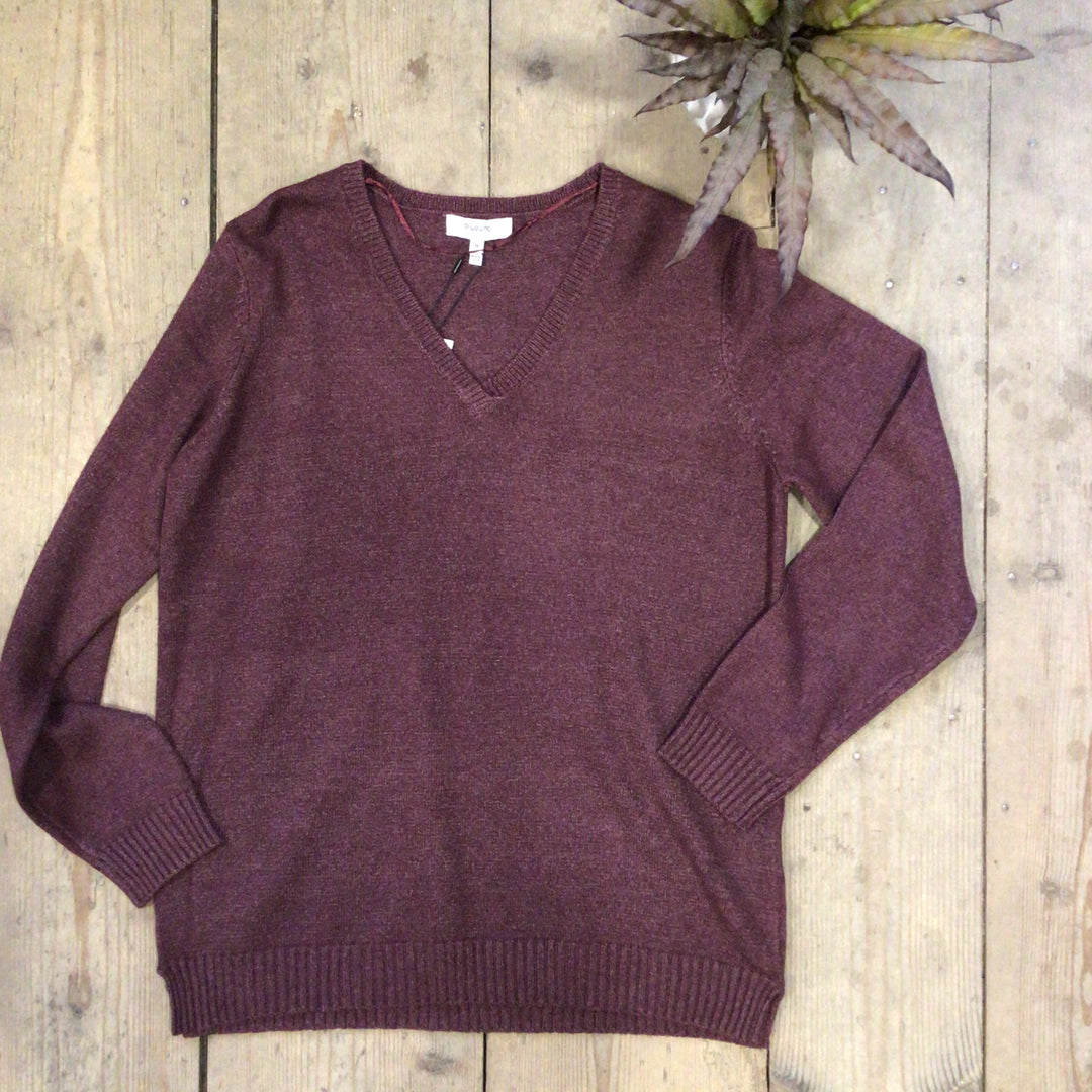 Nonina Jumper