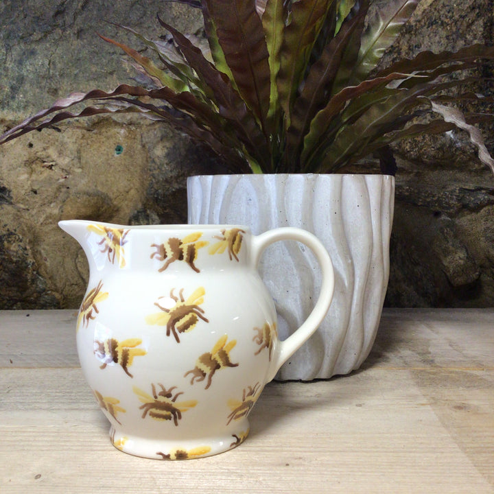 Bumblebee 1/2 Pint Jug