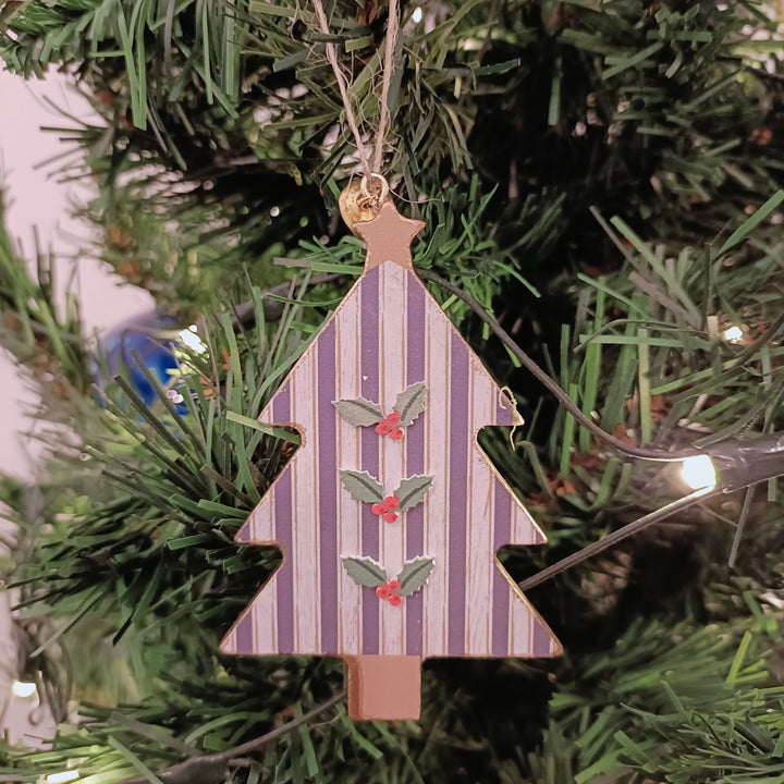 Wood Christmas Tree with Holly