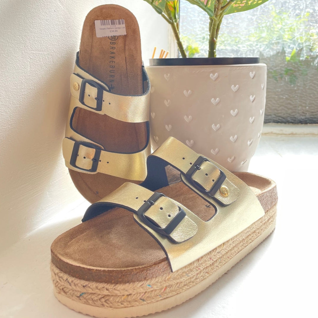 Metalic Flatform Sandal