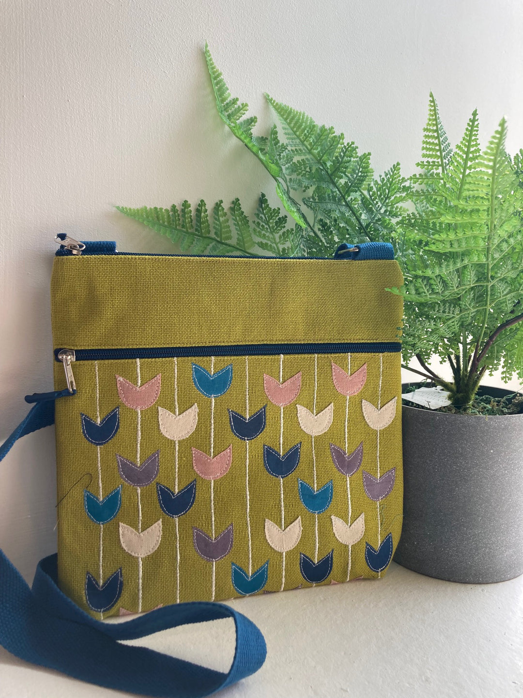 Tulips Cross Body Bag
