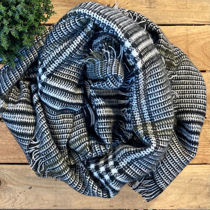 Bavisma Checked Scarf