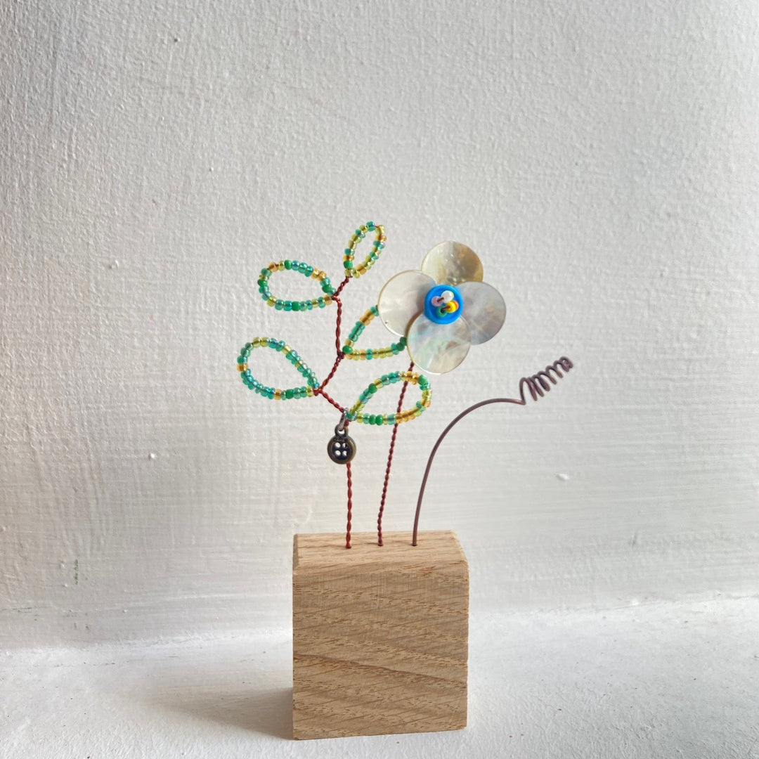 Natural 4 Petal Poppy decoration