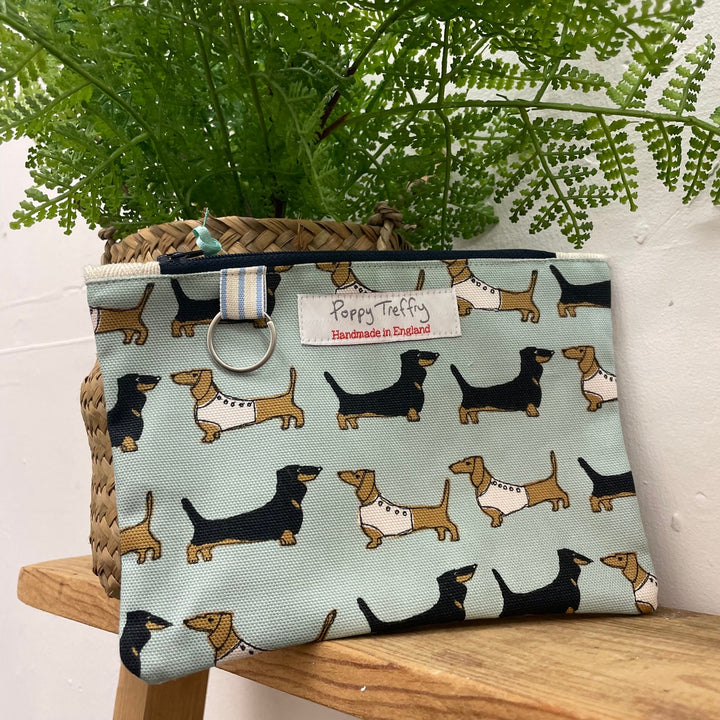 Flat Purse with Keyring