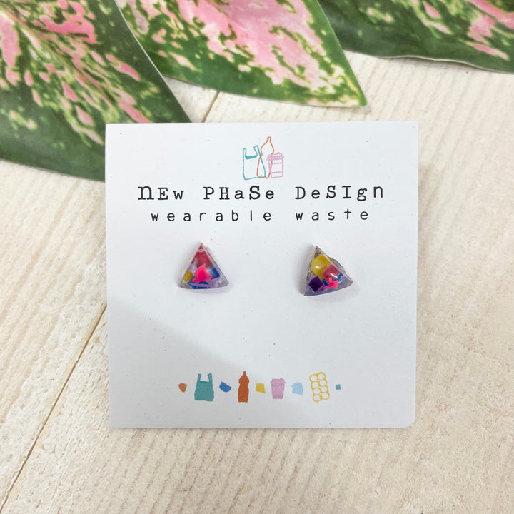 Triangle Resin Studs
