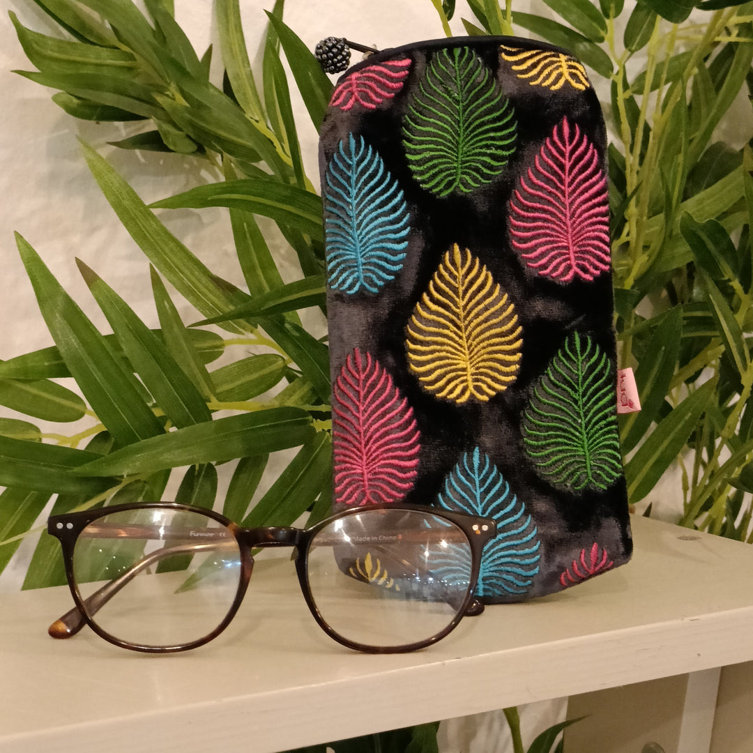 Geo Leaf Glasses Case