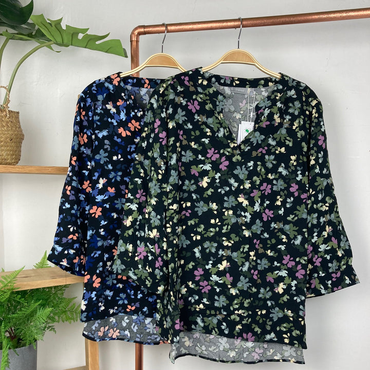 Flow Blouse