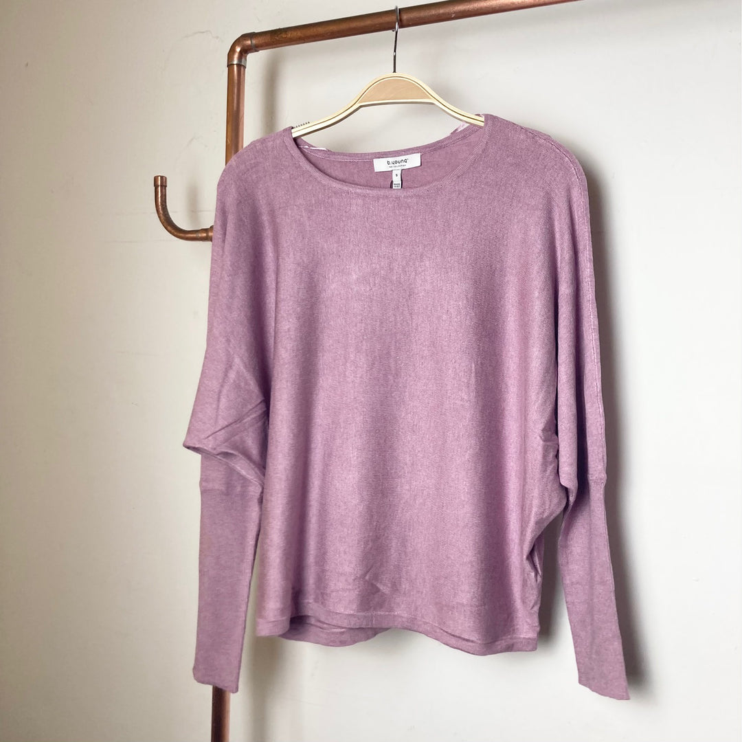 MMpimba1 Bat Sleeved Jumper