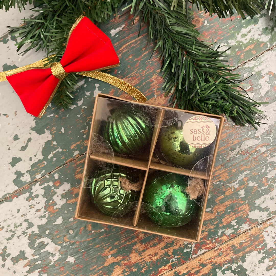 Set of 4 Green Crackle Glass Baubles