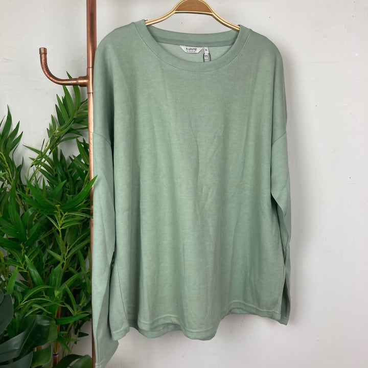 Truna Sweat Top