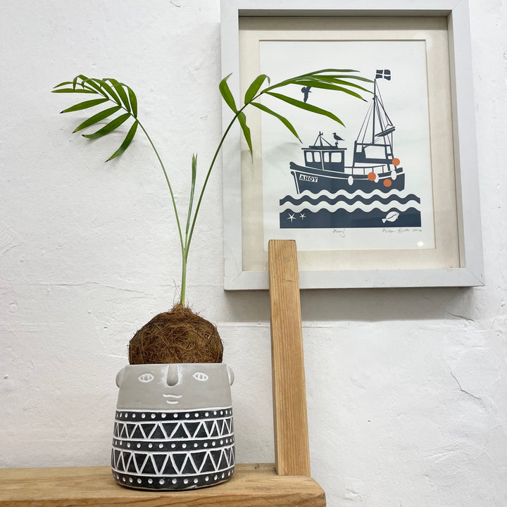 Geo Face Stone Small Pot Cover