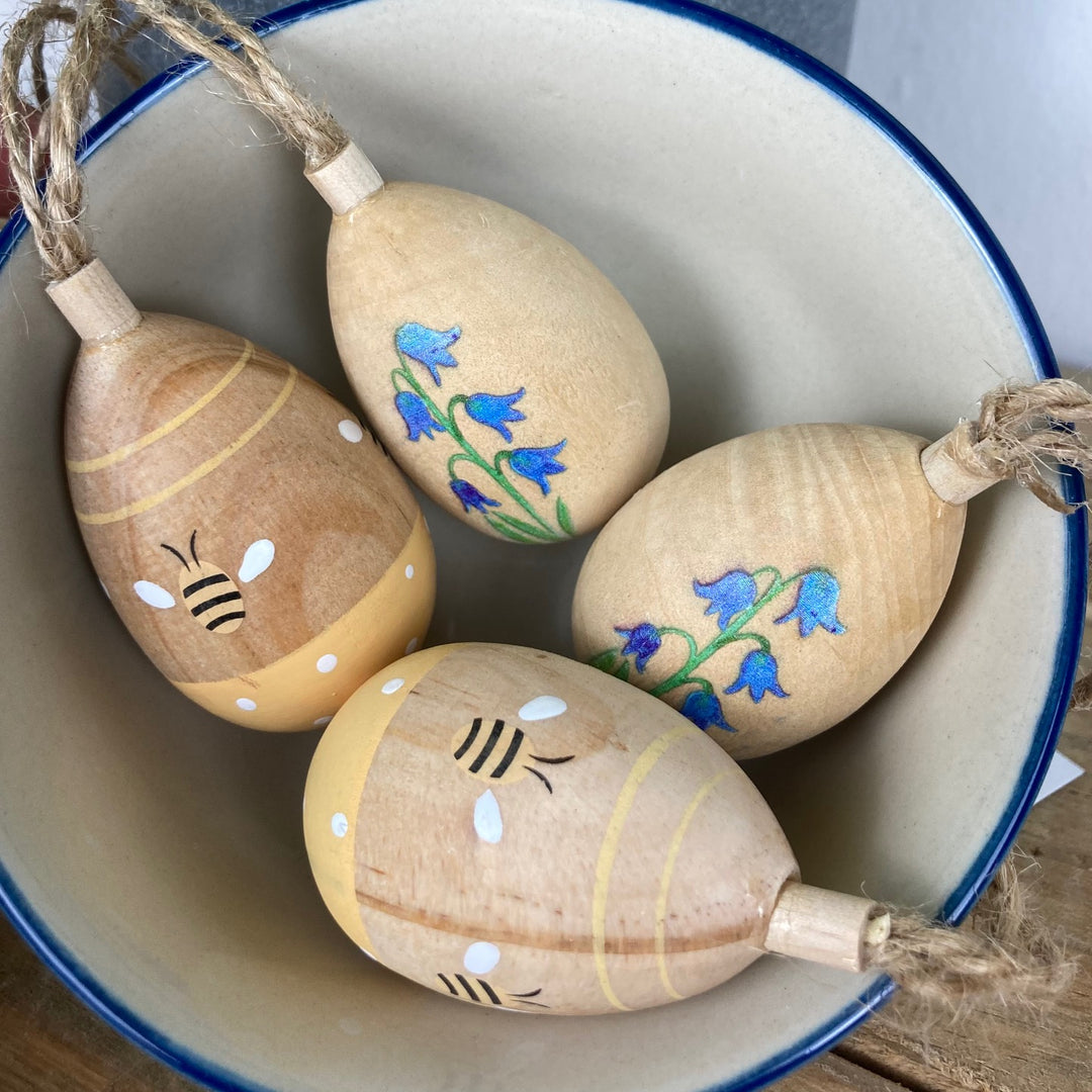 Bee Wooden Egg Decoration
