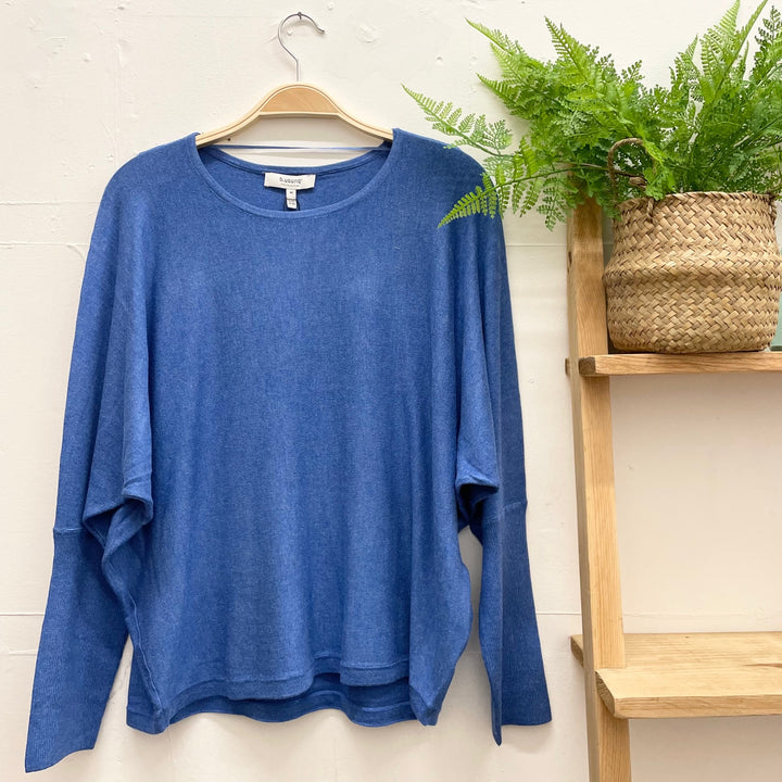 MMpimba1 Bat Sleeved Jumper