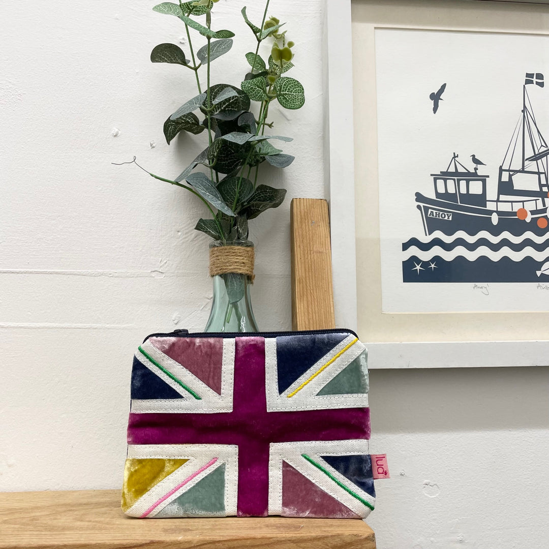 Union Jack Purse