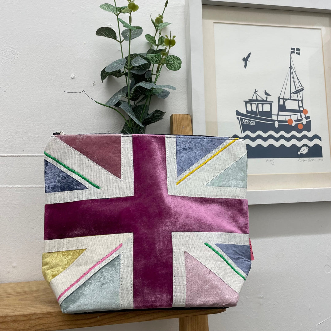 Union Jack Large Cosmetic Purse