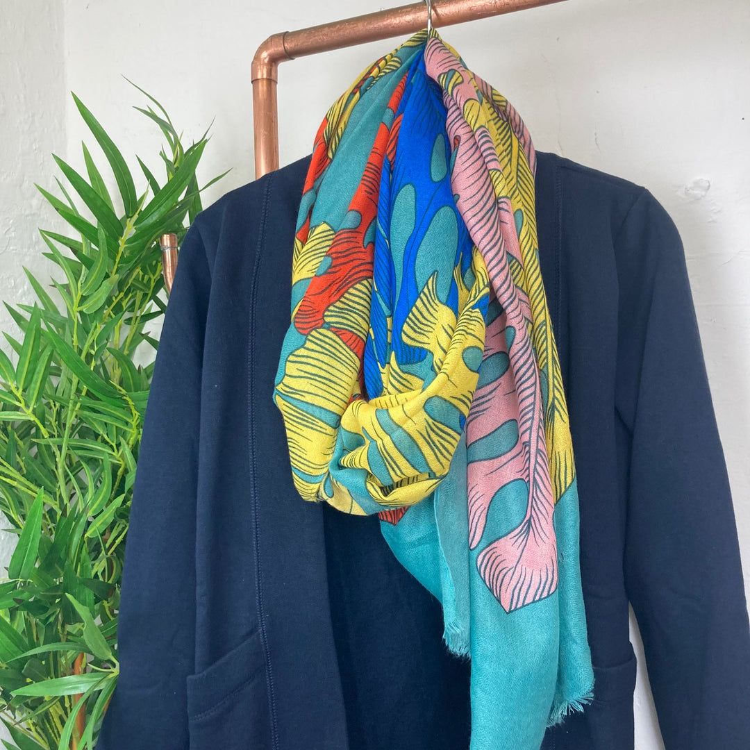 Jumbo Leaf Scarf