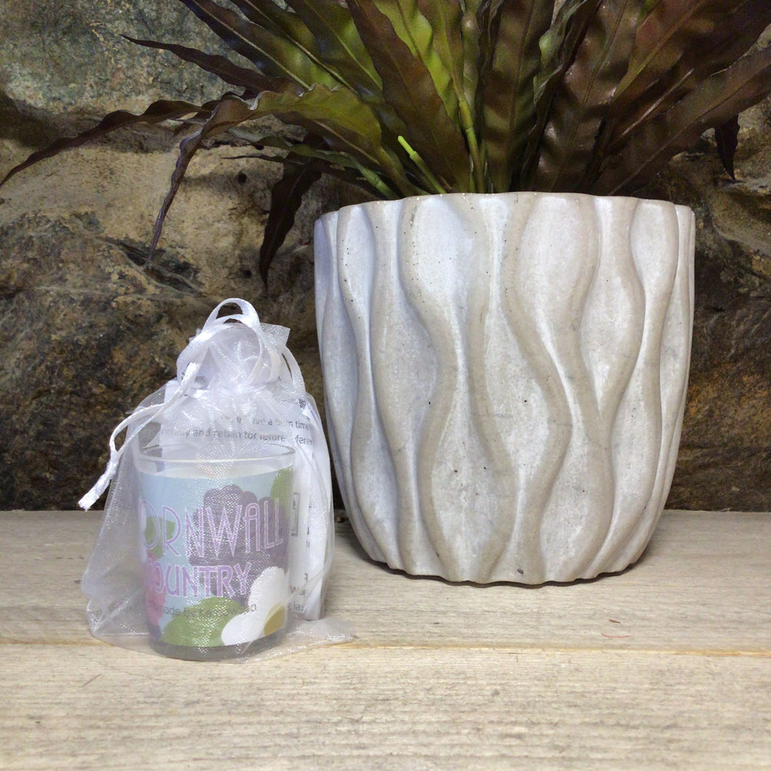 Miniature Candle in Organza Bag