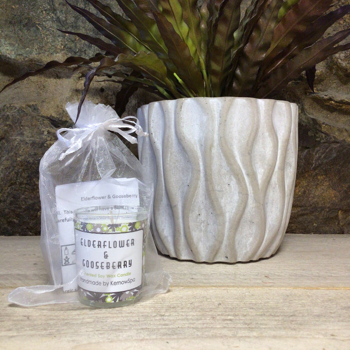 Miniature Candle in Organza Bag
