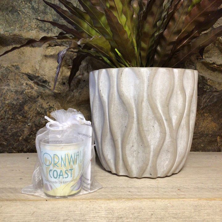 Miniature Candle in Organza Bag