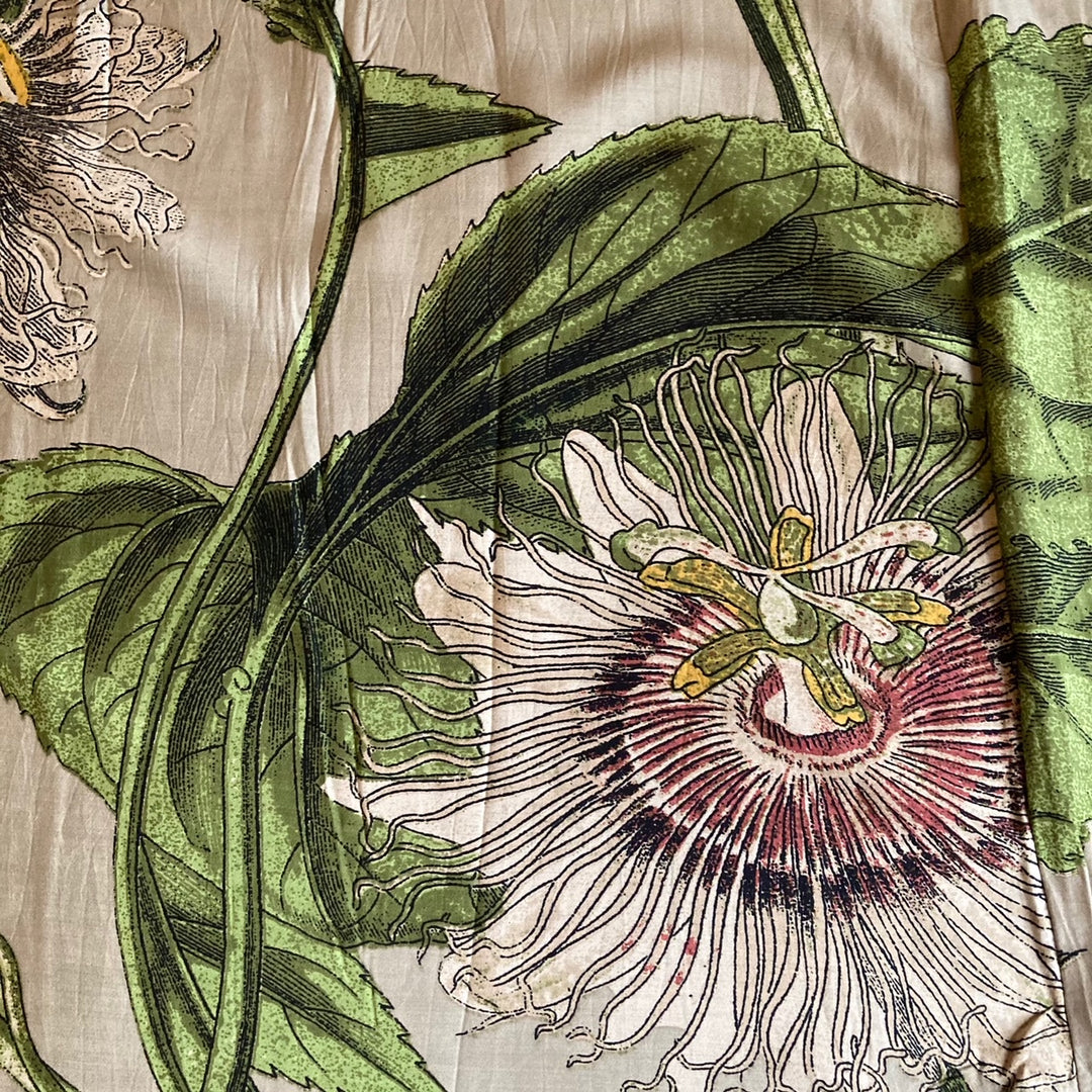 Kew Gardens Passion Flower Gown