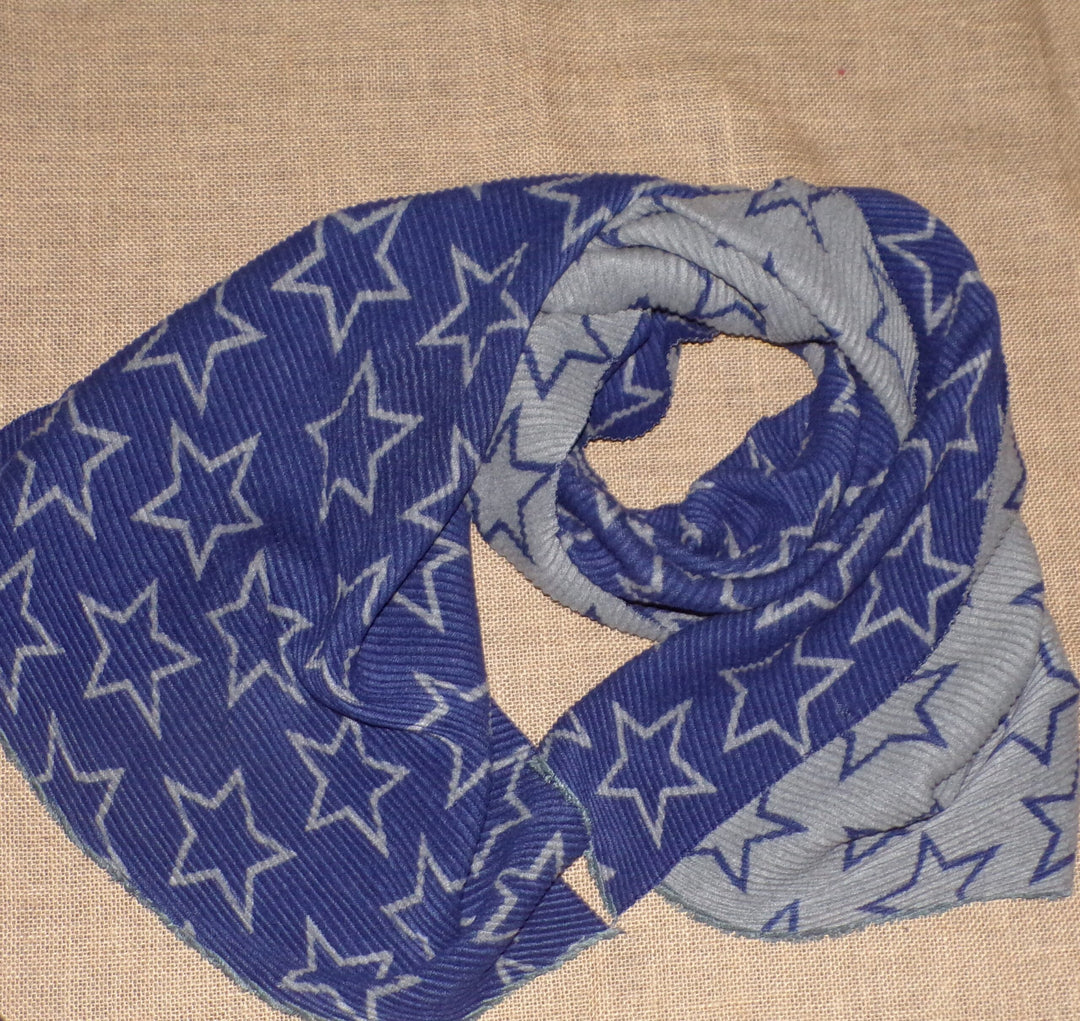 Waffle Scarf with Large Stars