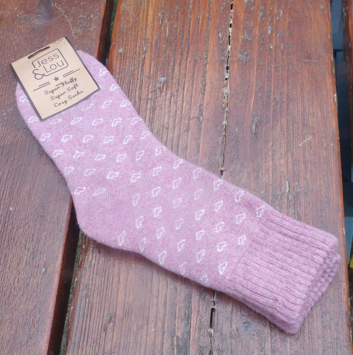 Rib Socks with Hollow Hearts