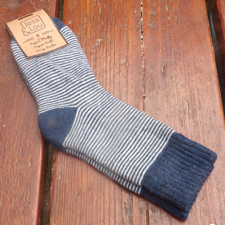 Sleek Stripe Ribbed Socks
