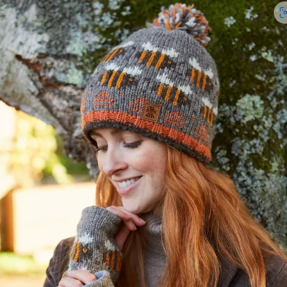 Beehive Bobble Beanie