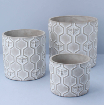 Stone Effect Bee Pot Cover