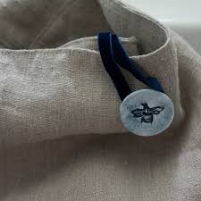 Pure Linen Bee Bucket Bag